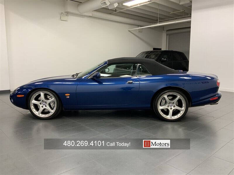 2004 Jaguar XKR