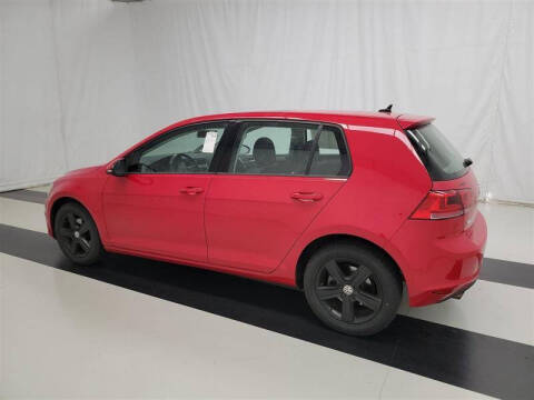 2017 Volkswagen Golf TSI S