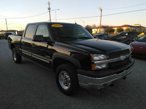 2004 Chevrolet Silverado 2500 for sale at Kelly & Kelly Supermarket of Cars in Fayetteville NC