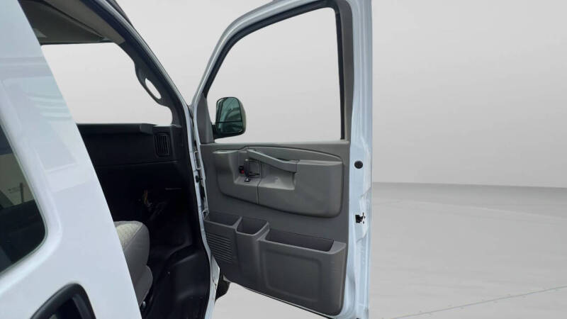 2018 Chevrolet Express 2500