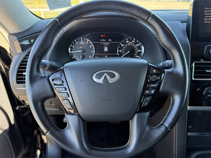 2022 Infiniti QX80 Luxe