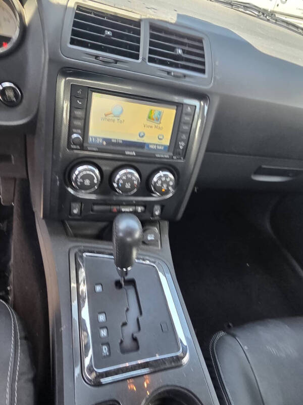 2012 Dodge Challenger SXT