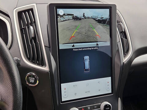 2021 Ford Edge SE