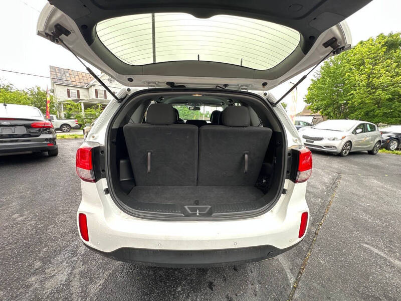 2015 Kia Sorento LX