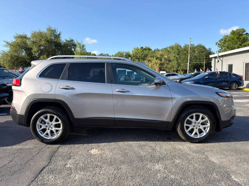 2017 Jeep Cherokee Latitude