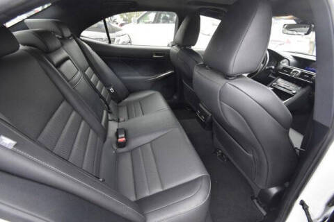 2017 Lexus IS 200t