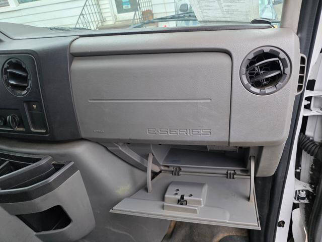 2014 Ford E-Series E-150