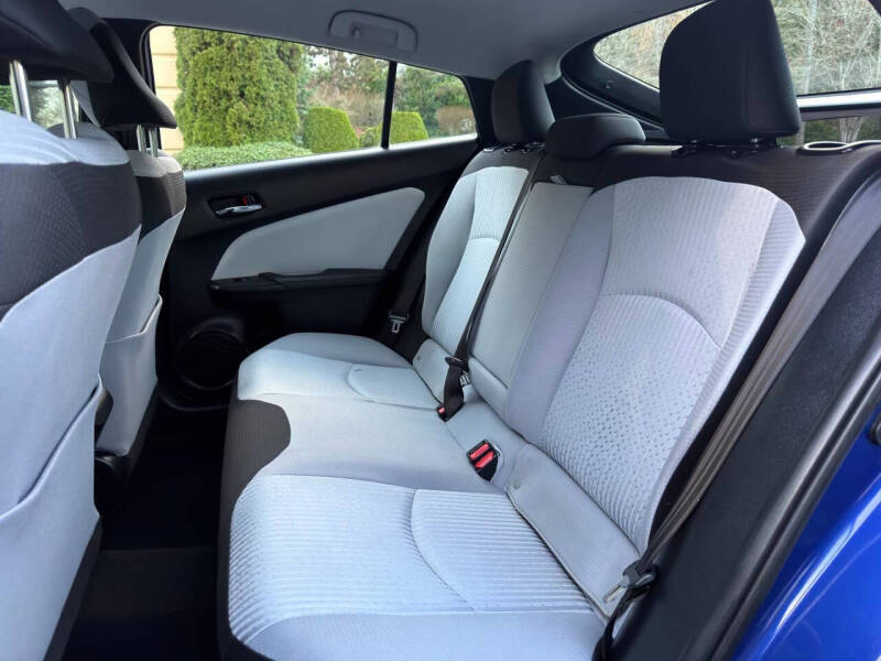 2016 Toyota Prius Two