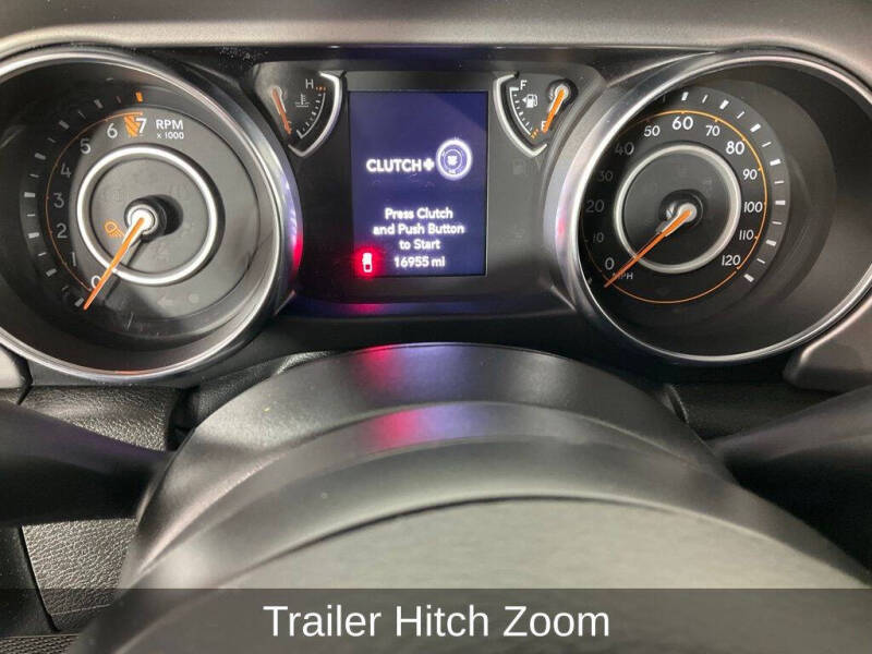 2022 Jeep Gladiator Sport