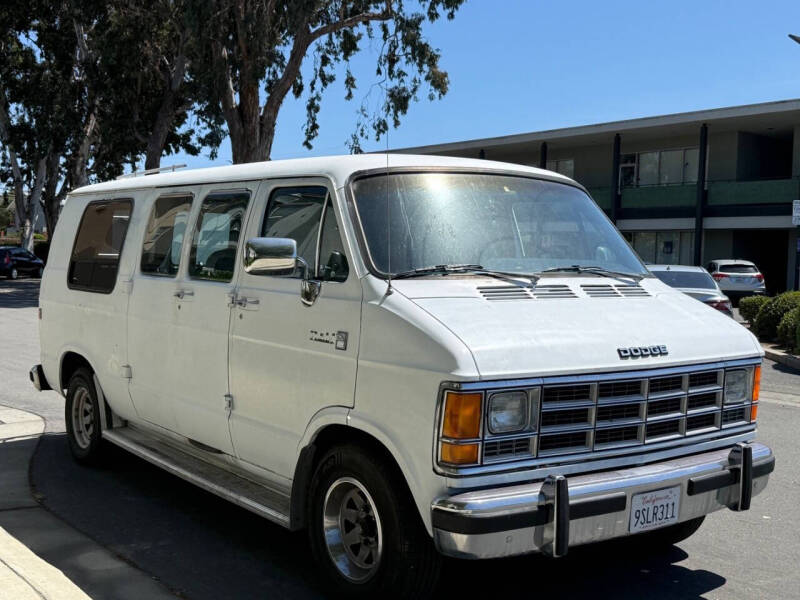 1988 Dodge Ram Van