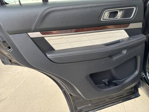 2016 Ford Explorer Platinum