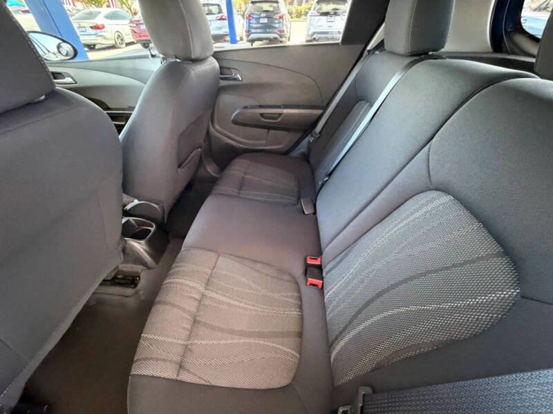 2013 Chevrolet Sonic LT Manual