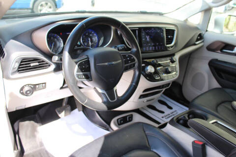 2018 Chrysler Pacifica Touring L Plus