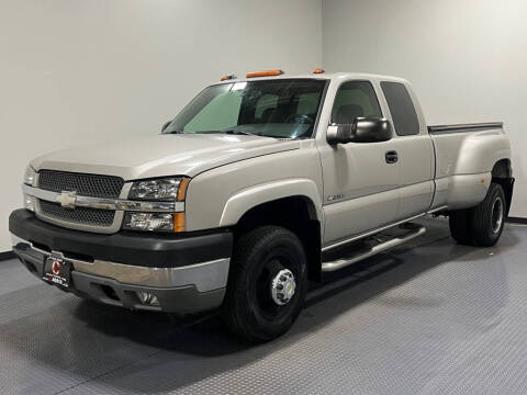 2004 Chevrolet Silverado 3500 for sale at Cincinnati Automotive Group in Lebanon OH