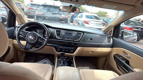 2016 Kia Sedona LX
