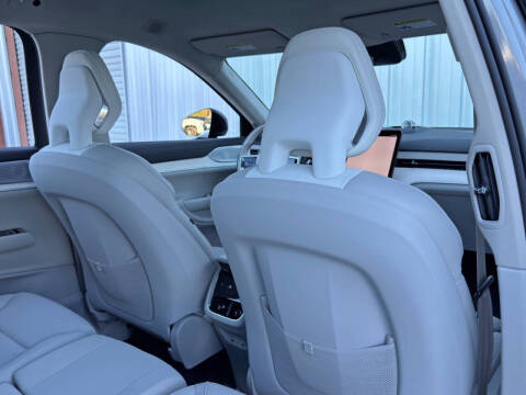 2025 Volvo EX90 Twin Performance Ultra 7P