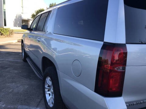 2019 Chevrolet Suburban LT