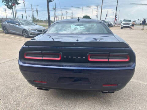 2015 Dodge Challenger R/T Plus