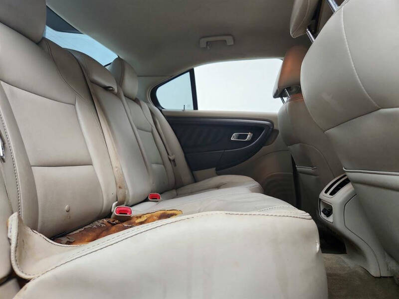 2012 Ford Taurus SEL