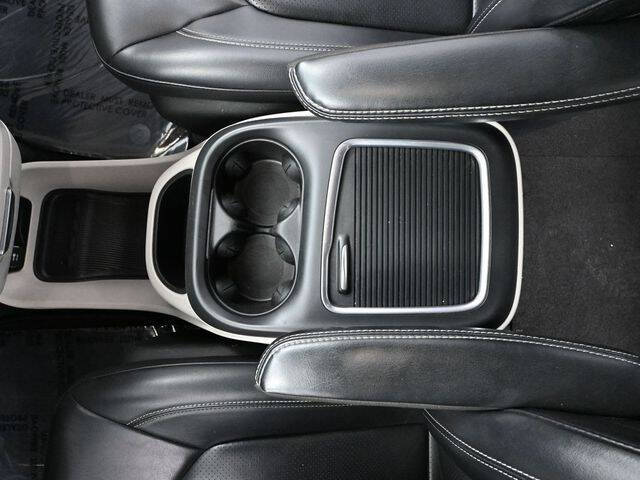 2023 Chrysler Pacifica Plug-In Hybrid Touring L