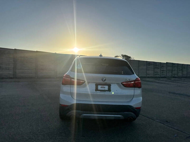 2017 BMW X1 sDrive28i