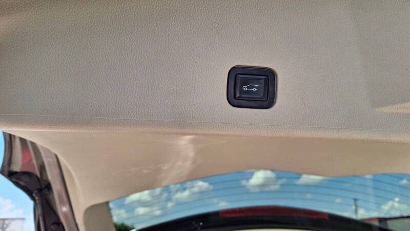 2012 Cadillac SRX Performance Collection