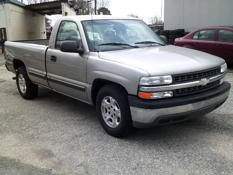 2000 Chevrolet Silverado 1500 for sale at Wamsley's Auto Sales in Colonial Heights VA