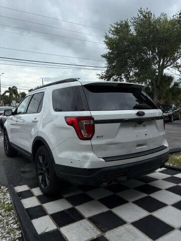 2018 Ford Explorer XLT