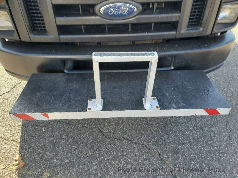 2009 Ford E-Series E-350 SD