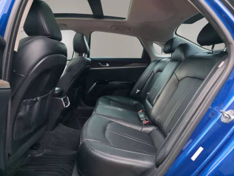 2022 Kia K5 EX