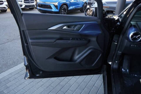 2025 Chevrolet Equinox EV LT 2