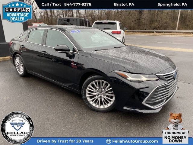 2020 Toyota Avalon Limited's photo