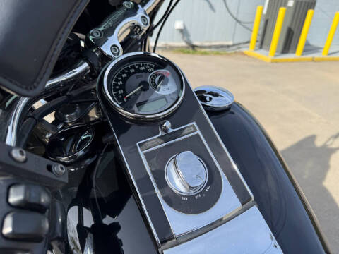 2008 Harley-Davidson FLSTN