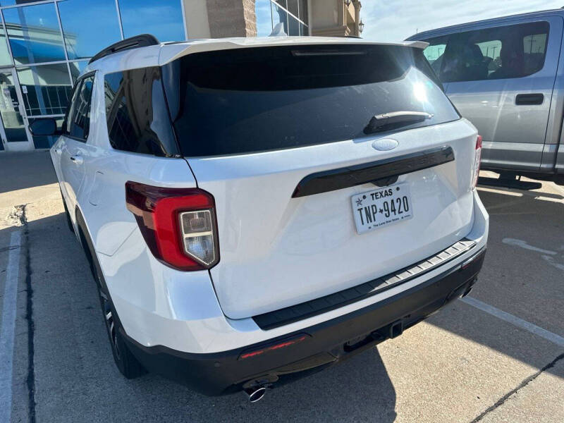 2023 Ford Explorer ST-Line
