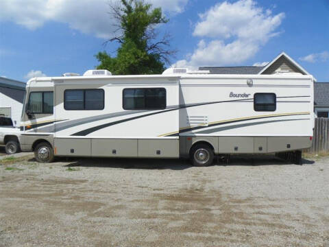 2004 Workhorse W22