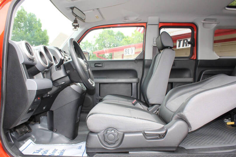 2005 Honda Element LX
