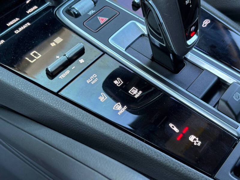 2023 Porsche Cayenne