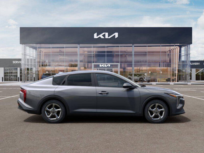 2026 Kia K4 LX