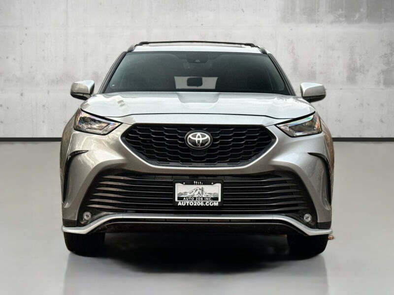 2022 Toyota Highlander XSE