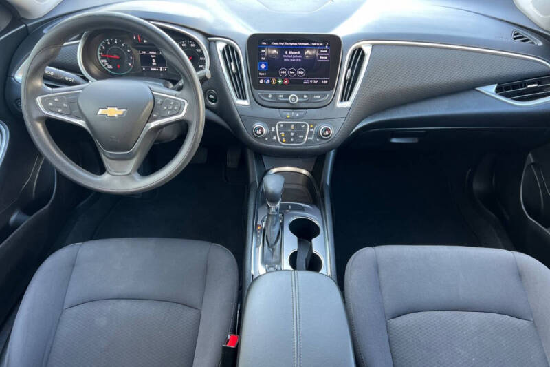 2022 Chevrolet Malibu LT