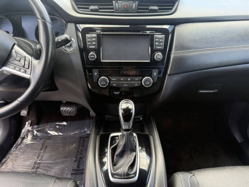 2017 Nissan Rogue
