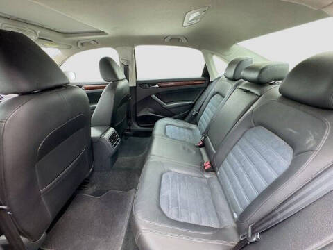 2013 Volkswagen Passat TDI SEL Premium