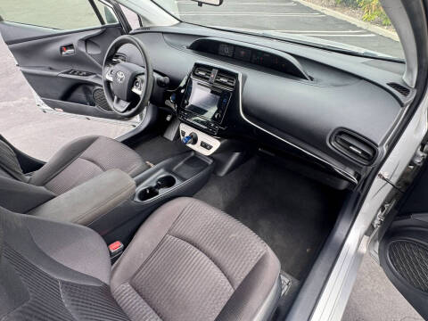 2016 Toyota Prius Two