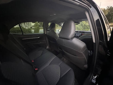 2018 Toyota Camry SE