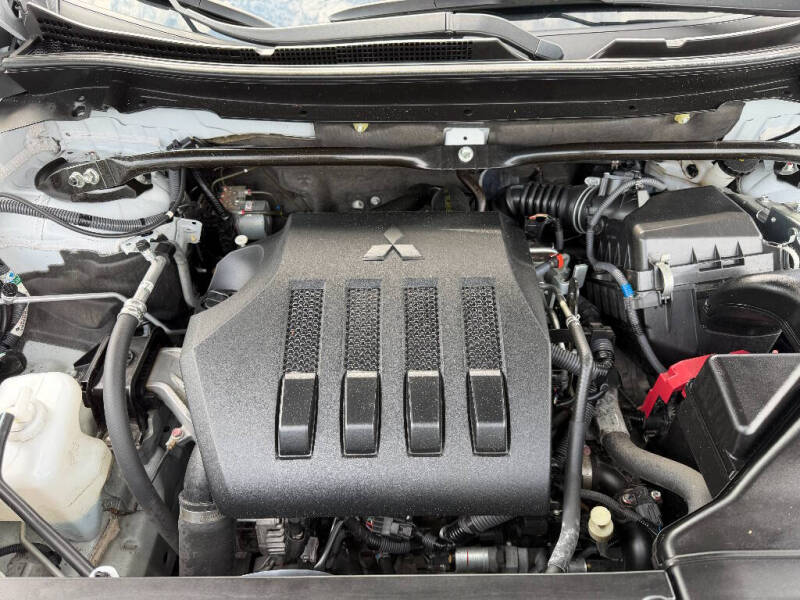 2025 Mitsubishi Eclipse Cross SE