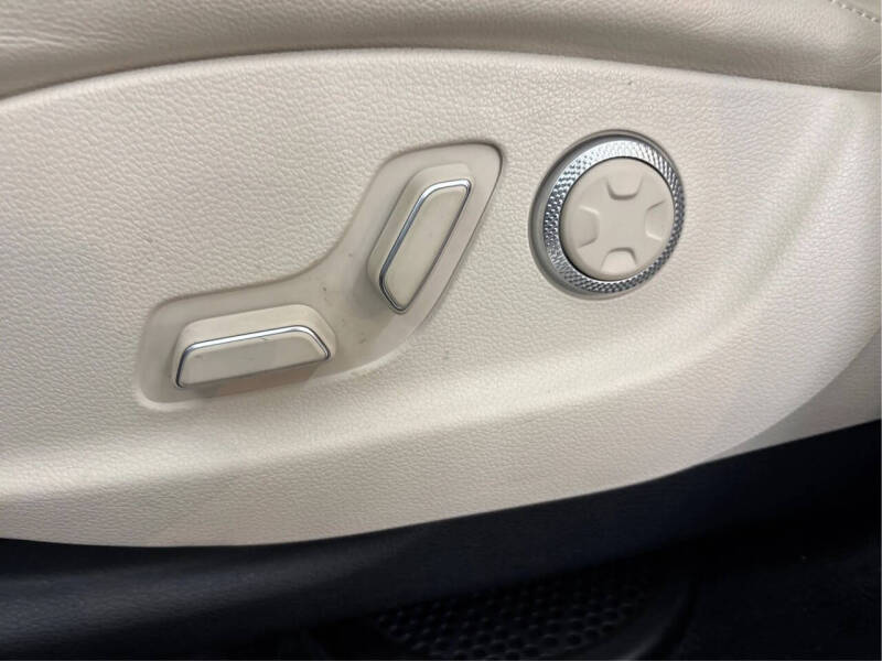 2021 Genesis GV80 2.5T