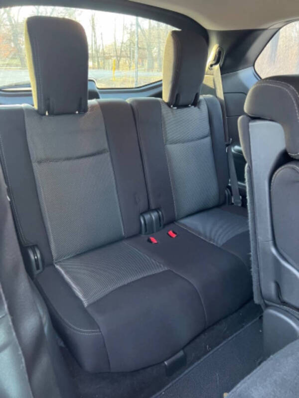 2017 Nissan Pathfinder SV