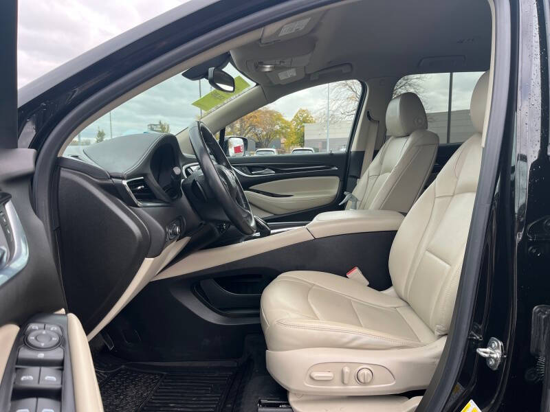 2021 Buick Enclave Essence