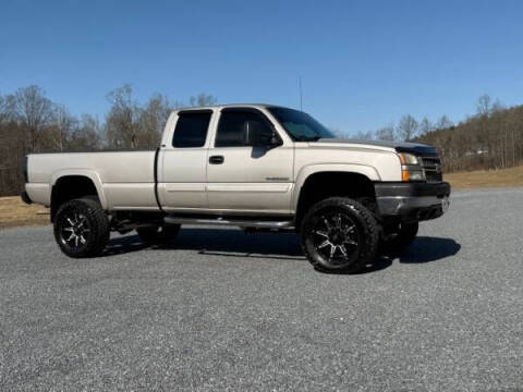 2005 Chevrolet Silverado 2500HD for sale at BARD'S AUTO SALES in Needmore PA