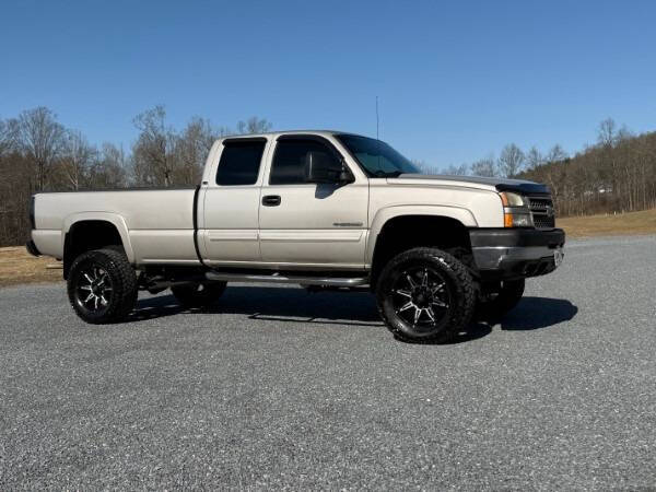 2005 Chevrolet Silverado 2500HD for sale at BARD'S AUTO SALES in Needmore PA